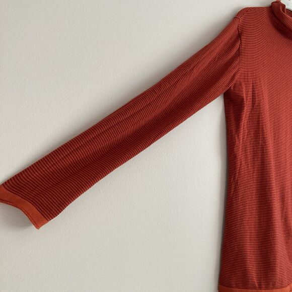 Title Nine Synergy Rolled Mock Neck Sweater Size Medium Striped Outdoor Casual - Picture 2 of 9